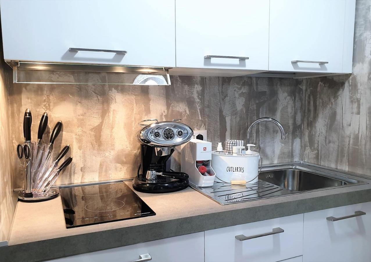 Azur Apartment ซีร์มิโอเน ภายนอก รูปภาพ